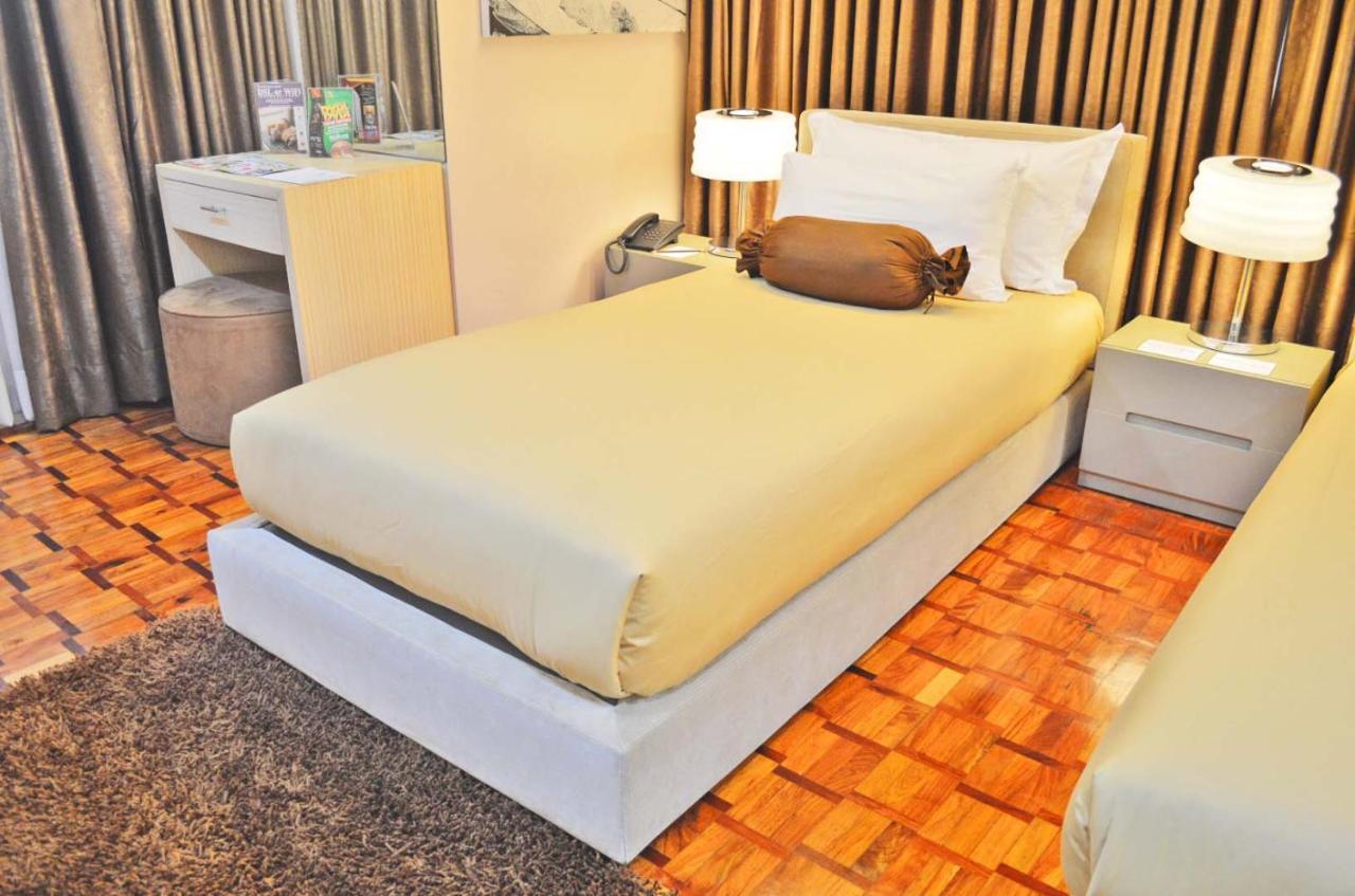 Prince Plaza II Condotel Makati City Exteriér fotografie